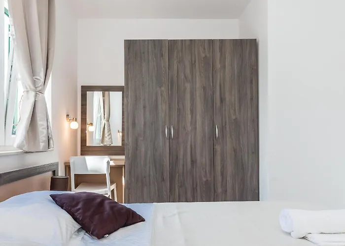 דירה Lxxxviii Grebaštica